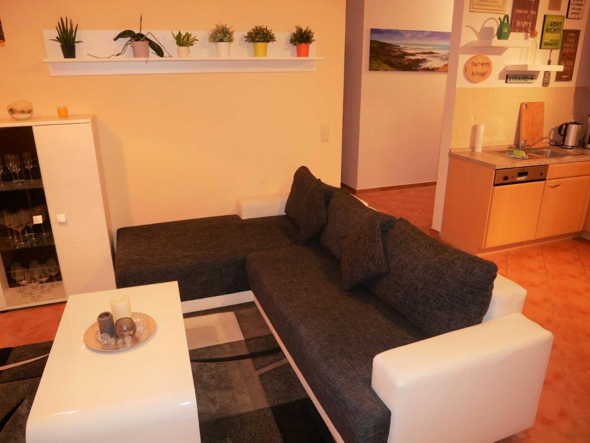 Ferienwohnung Lena Mit Terrasse Und Tiefgarage Koserow Exteriör bild
